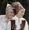 Девушки в национальных костюмах. 1967. Фото: Георгий Зельма / РИА Новости