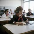 На уроке иностранного языка в 6 классе школы № 15. Сумгаит, 1972. Фото: Фред Гринберг/ РИА Новости